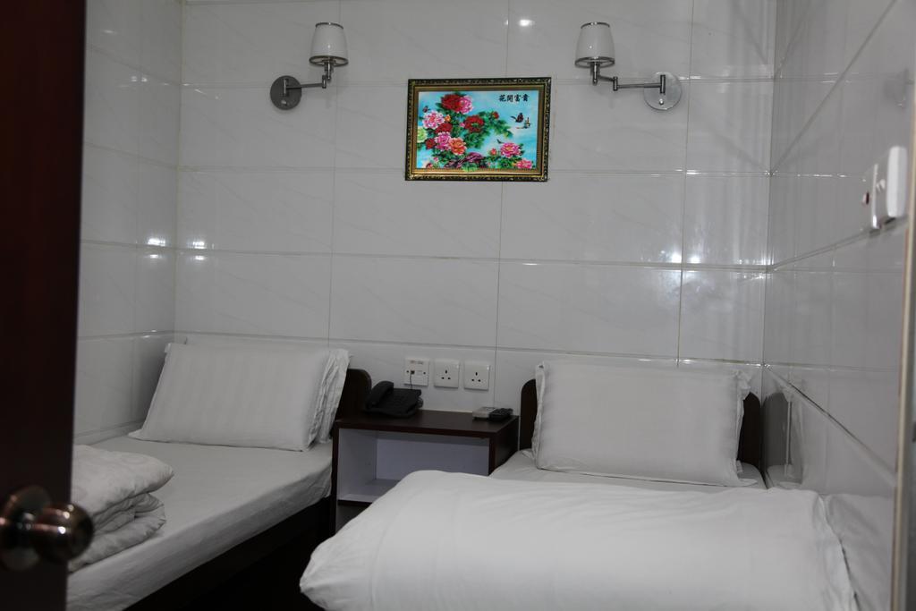 Om Guest House Гонконг Экстерьер фото