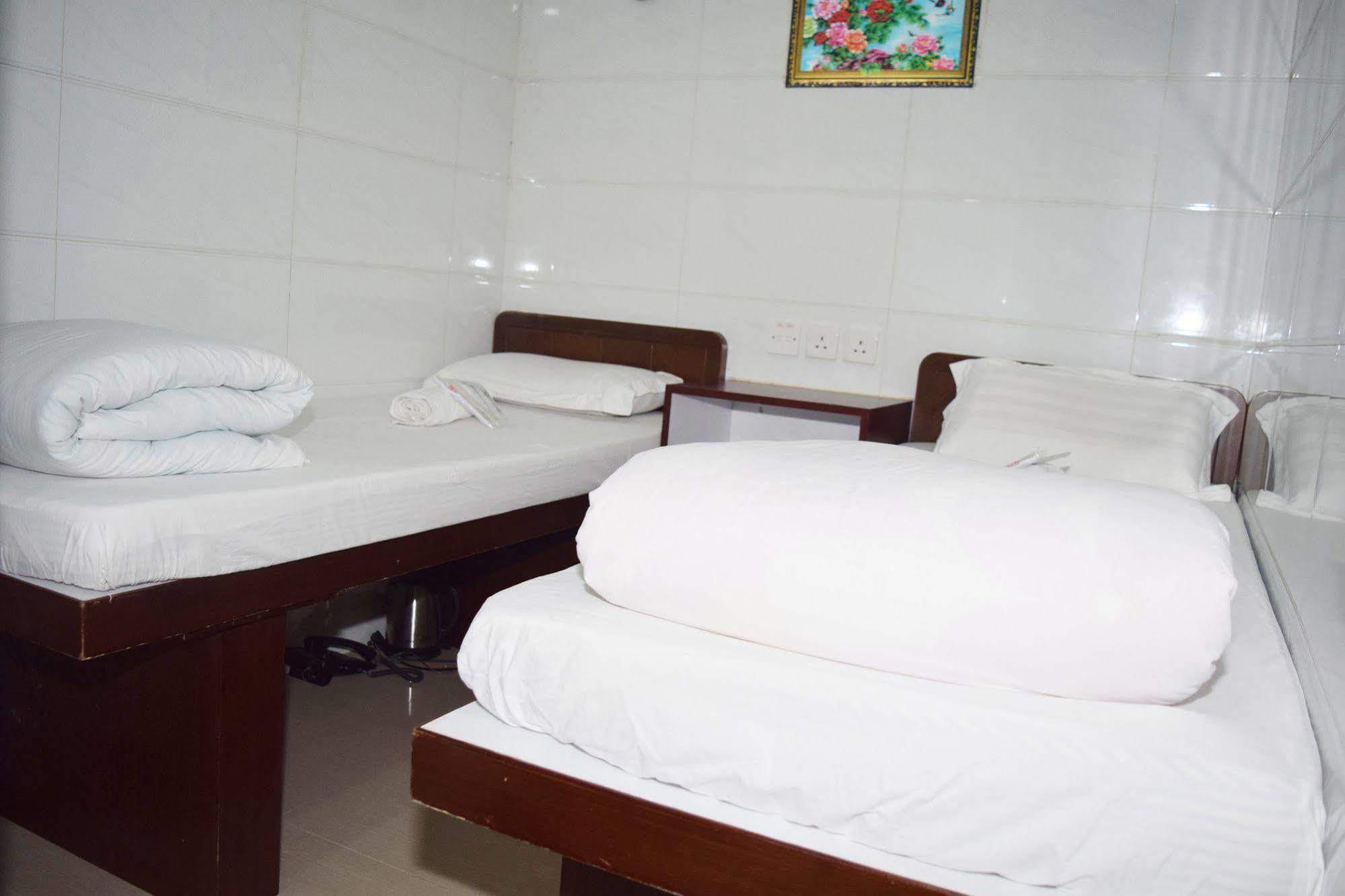 Om Guest House Гонконг Экстерьер фото
